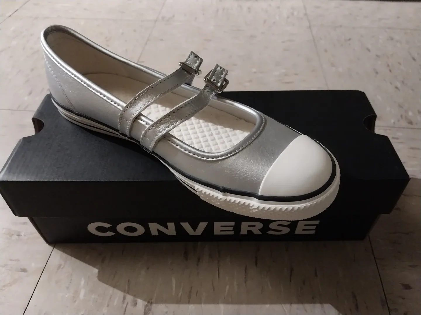 Converse CTAS Dainty Mary Jane Slip Silver US 7 NIB image indicator(2)