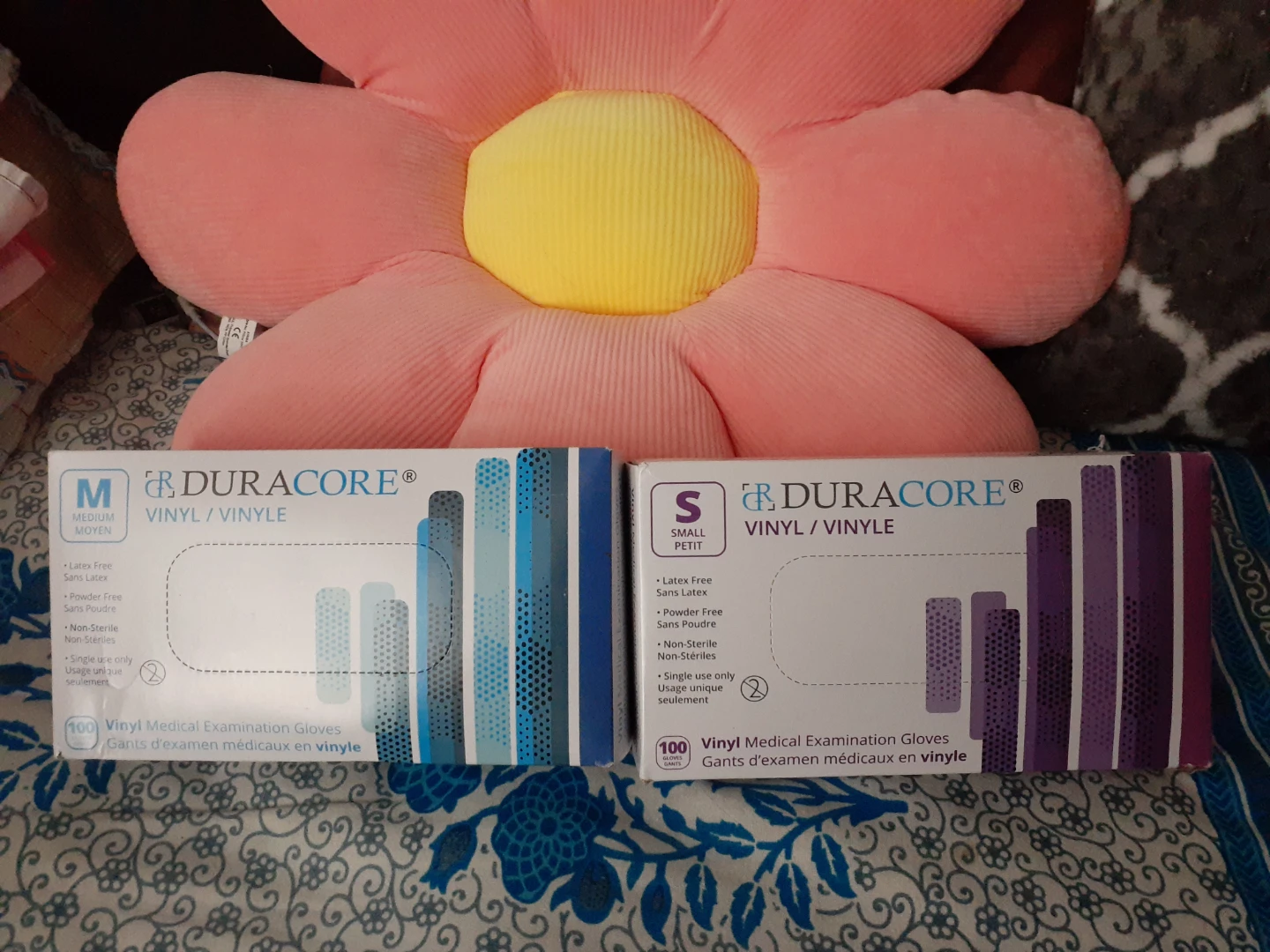 DuraCore Vinyl Examination Gloves: Medium & Small - photo 2