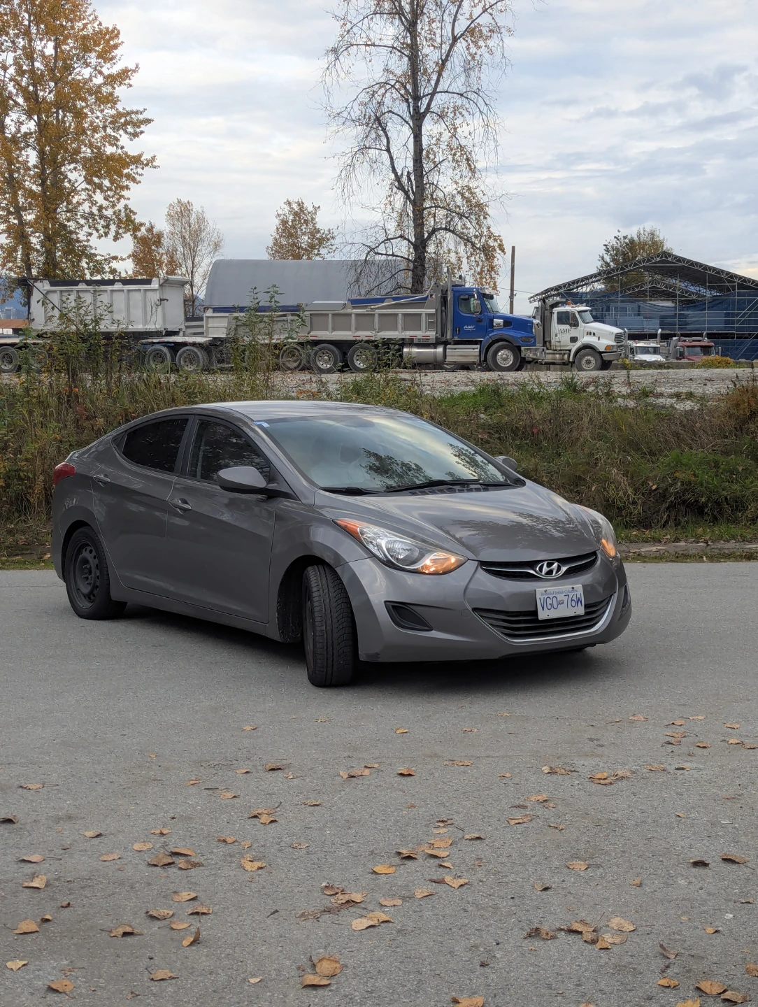 Hyundai Elantra Gray Sedan