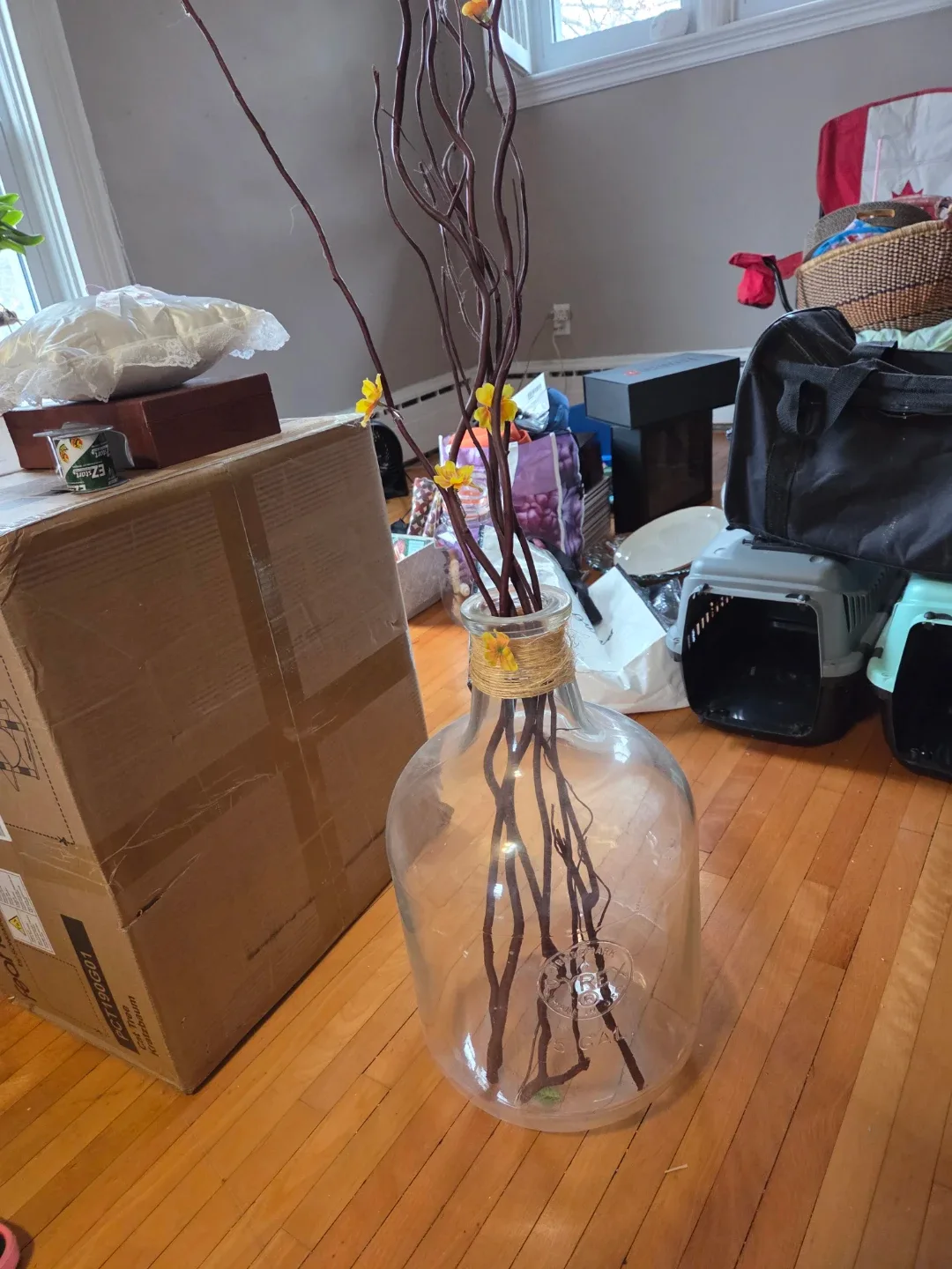 Pyrex Glass Vase with Decorative Branches image indicator(2)