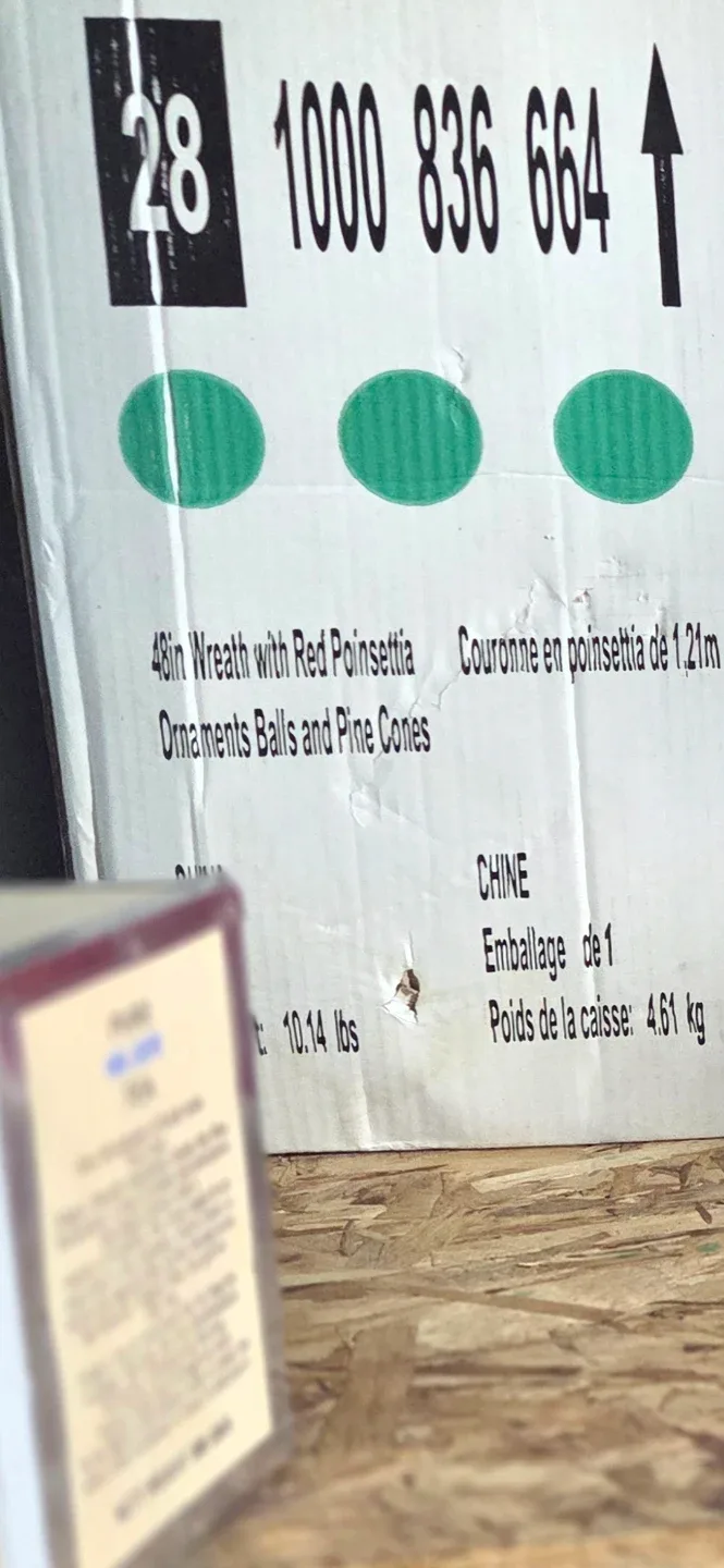 HOMI Accent Holiday 48-in Poinsettia Wreath image indicator(2)