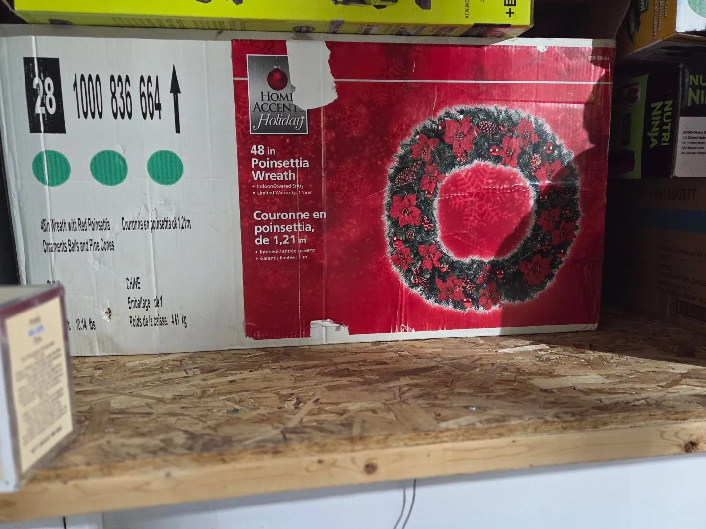 HOMI Accent Holiday 48-in Poinsettia Wreath image indicator(3)