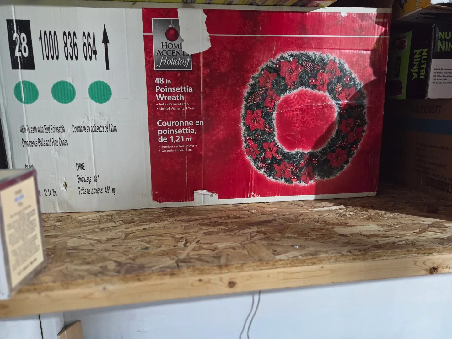 HOMI Accent Holiday 48-in Poinsettia Wreath image indicator(4)