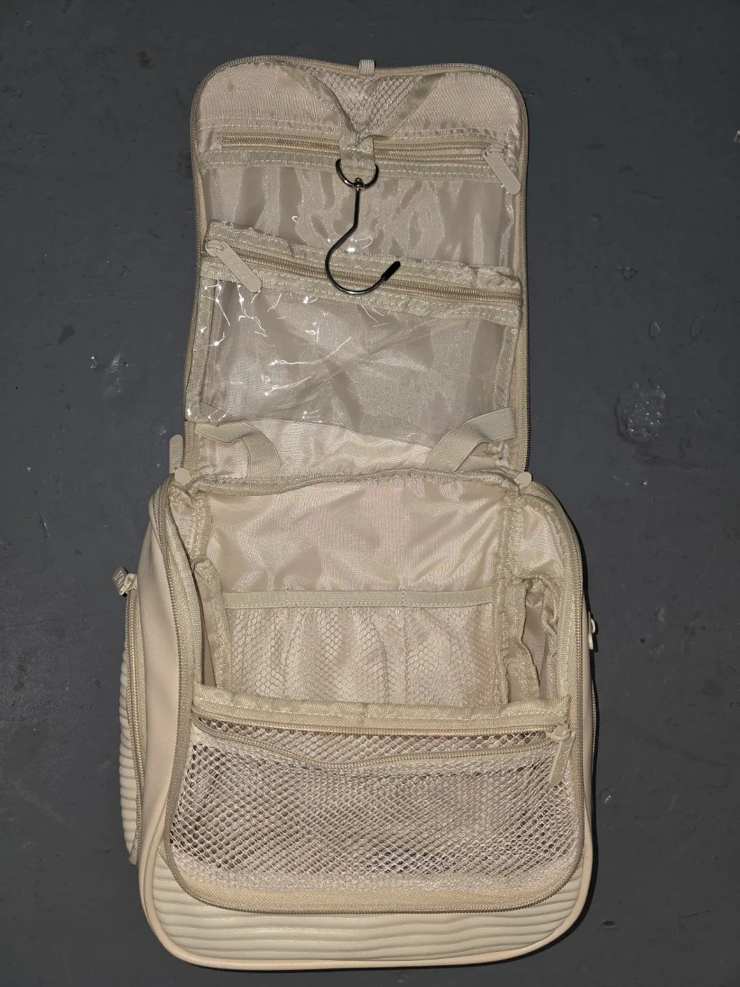 DEZI Toiletry Bag - Cream Color image indicator(3)