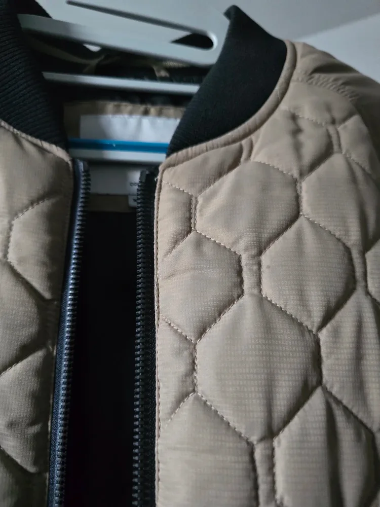 JACK & JONES Beige Padded Bomber Quilted Jacket, Size XL image indicator(5)