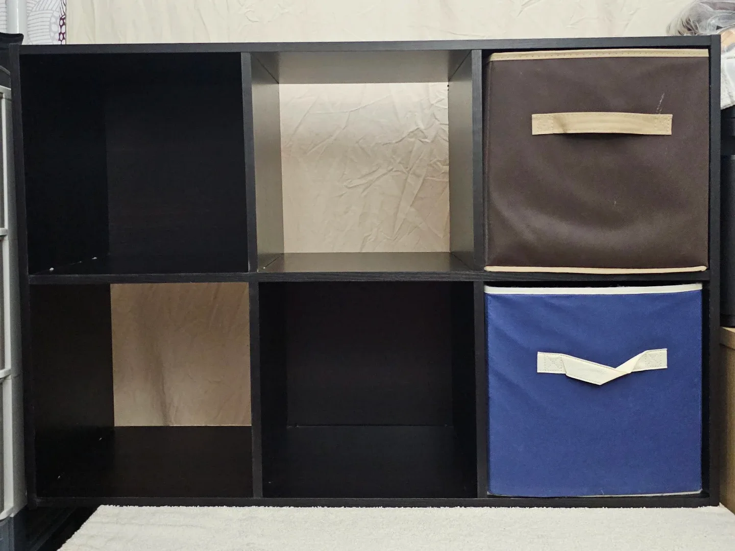 6-Cube Organizer Shelf - Black with two baskets image indicator(3)