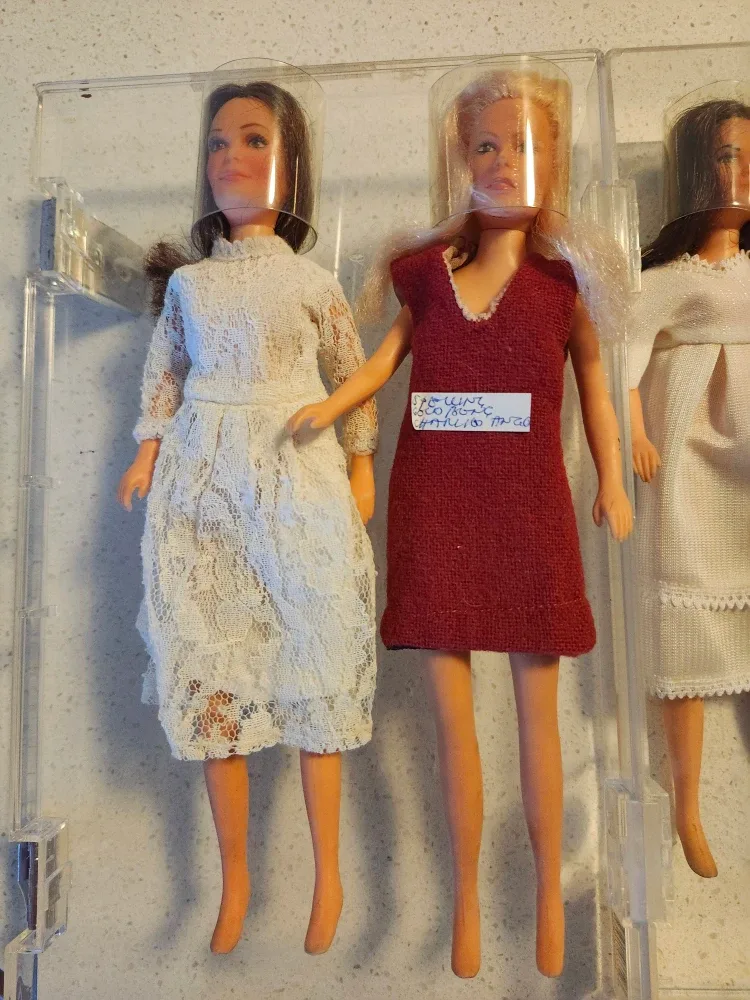 VINTAGE CHARLIES ANGELS DOLL 5 LOT image indicator(2)