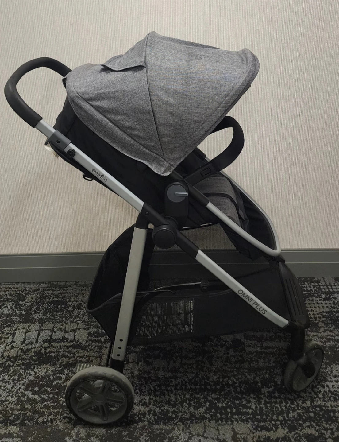 Evenflo Omni Plus Travel System Stroller  & Car seat Combo - photo 5
