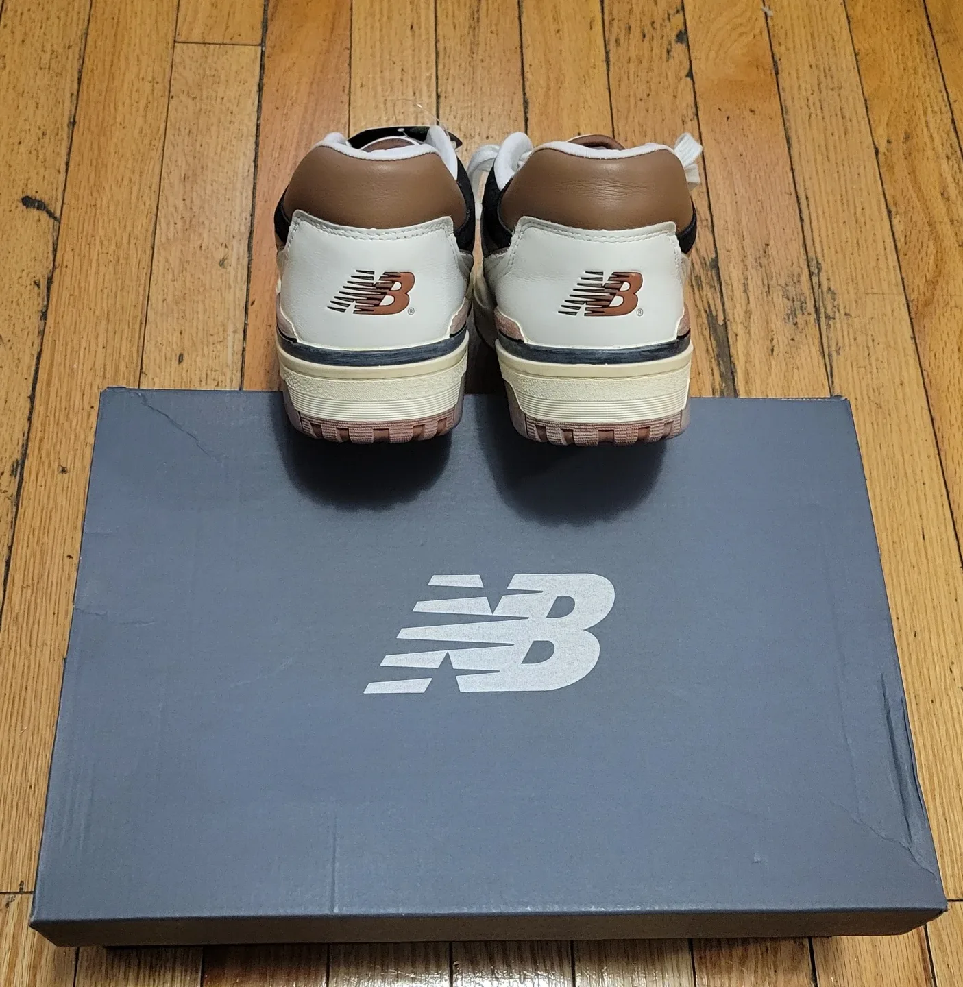 New Balance 550 White Brown size 11 image indicator(6)