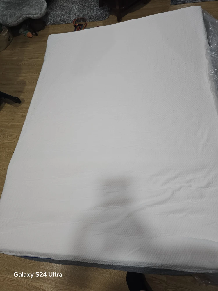 Queen mattress and frame - photo 5