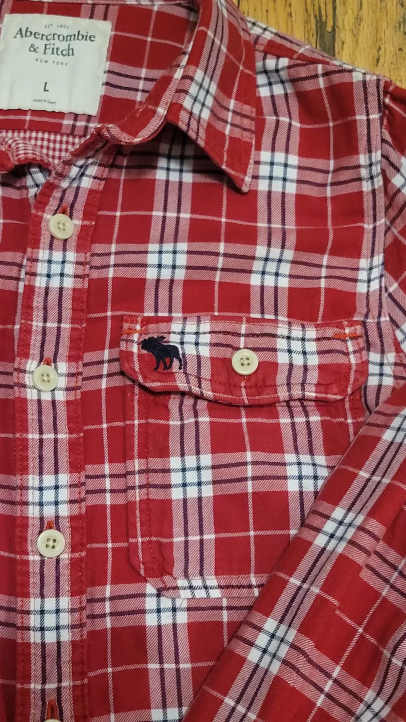 Abercrombie & Fitch Red Plaid Flannel Shirt - Size L image indicator(3)