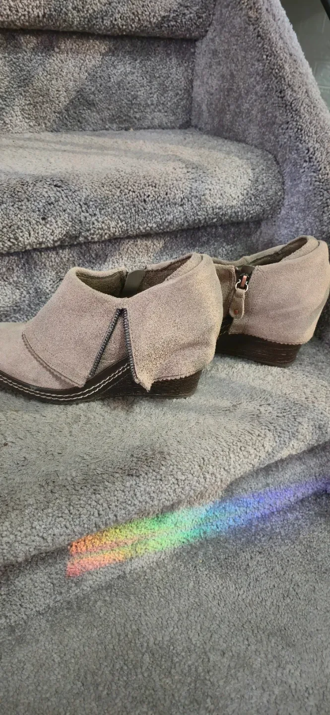 Dr. Scholl's Suede Shoes