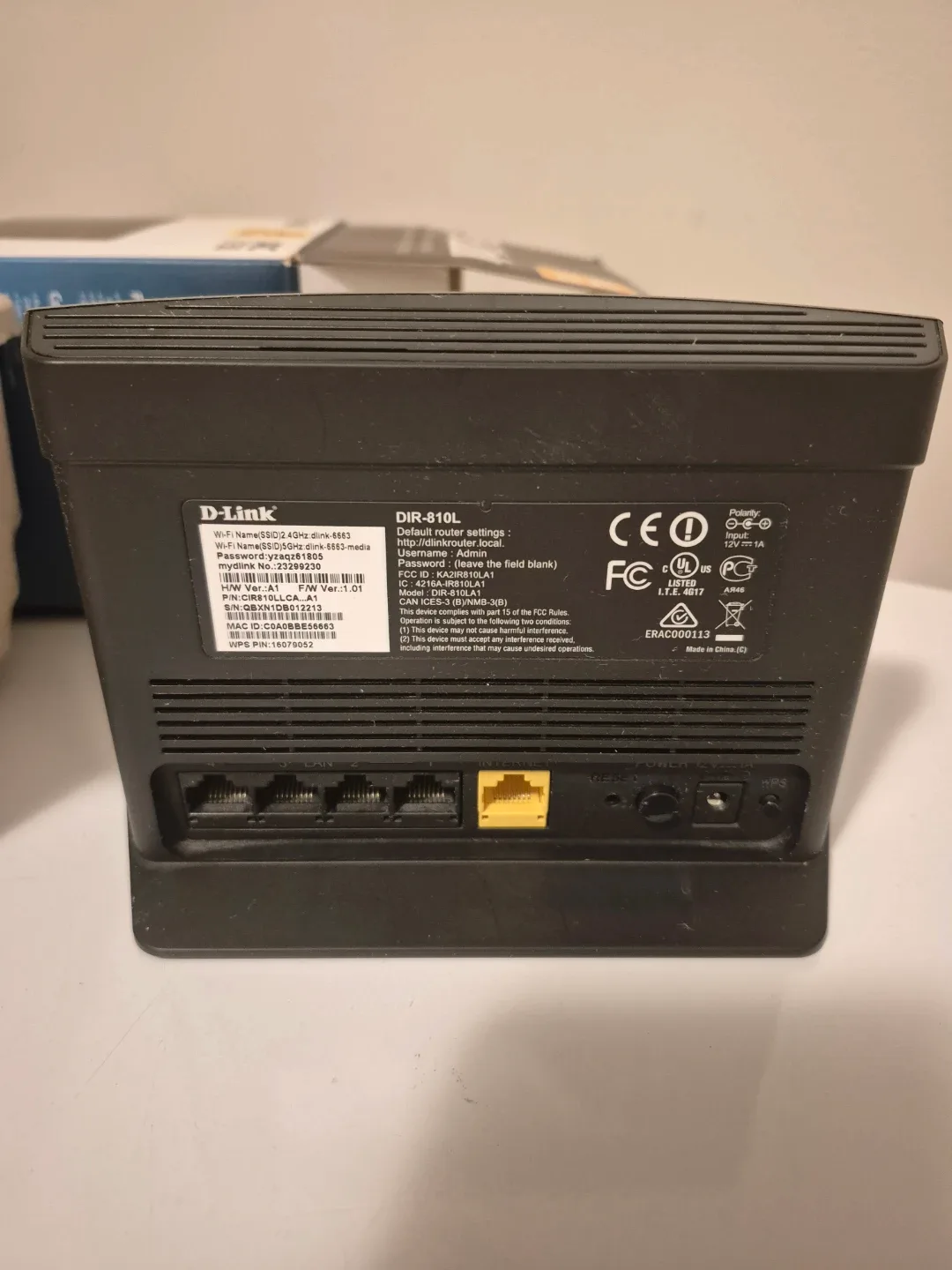 D-Link DIR-810L Wireless AC750 Dual Band Router image indicator(5)