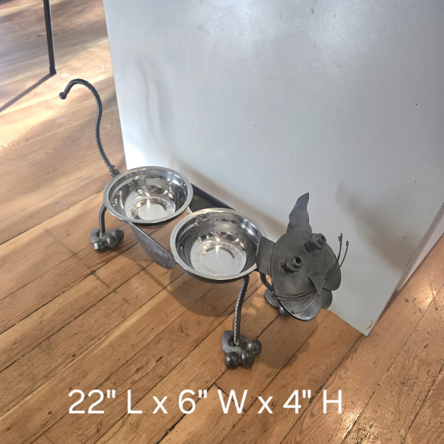 Metal Cat Sculpture Double Pet Bowl Stand