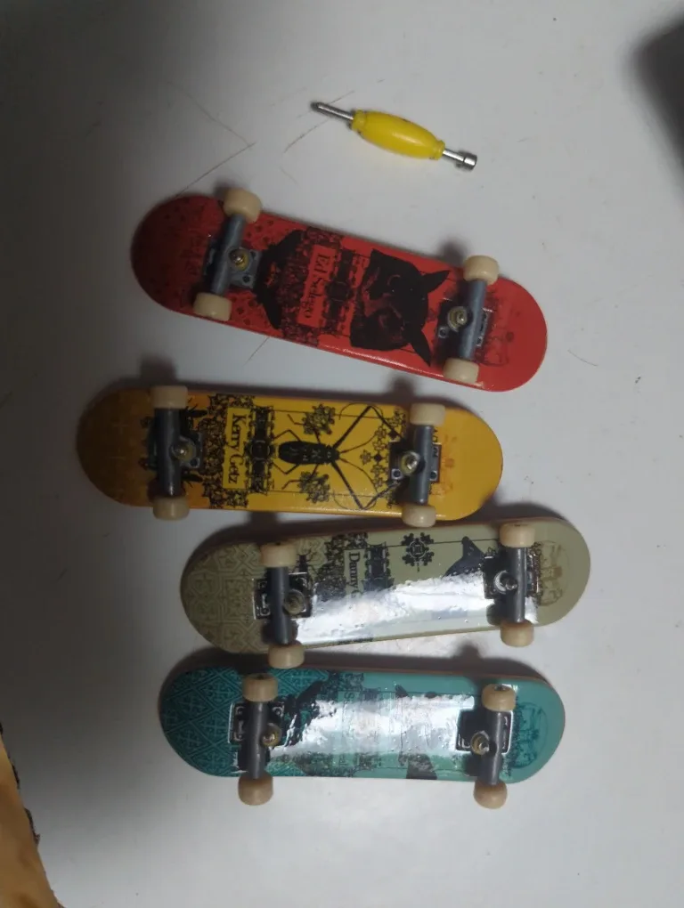 Tech Deck Fingerboards - 4 Pack