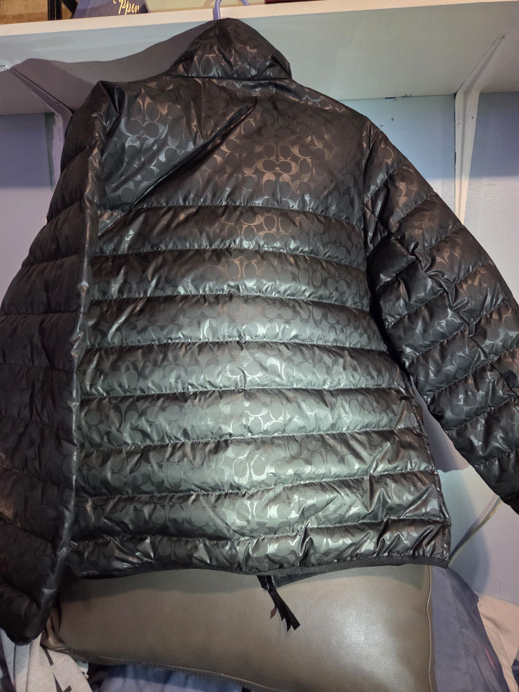 Coach Black Puffer Jacket - photo 2