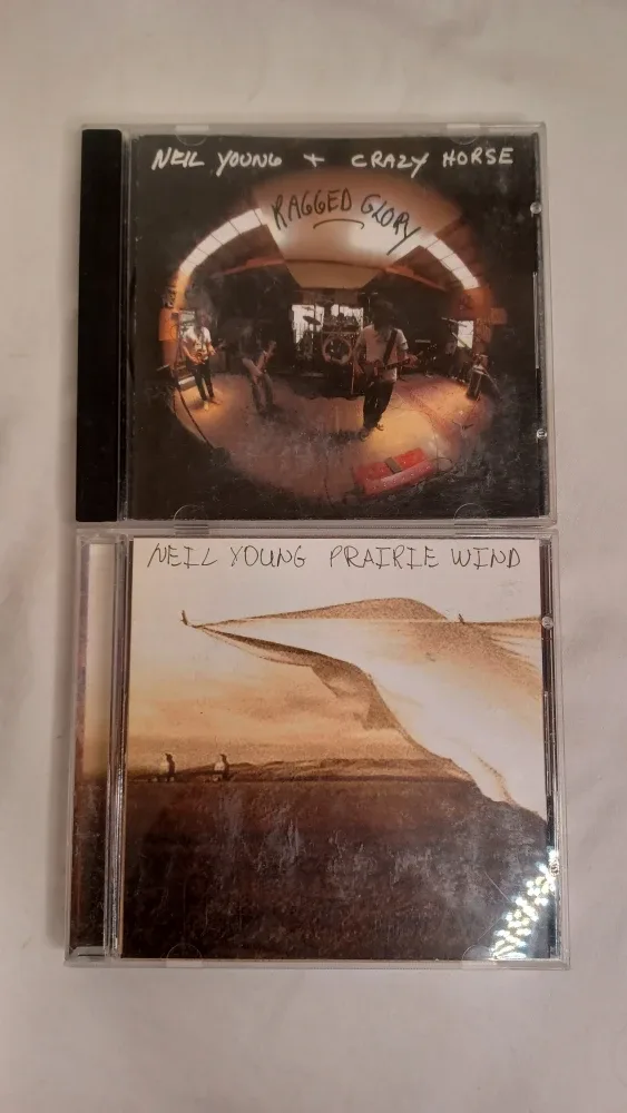 Neil Young CD 70s–2010s Essentials Collection image indicator(3)