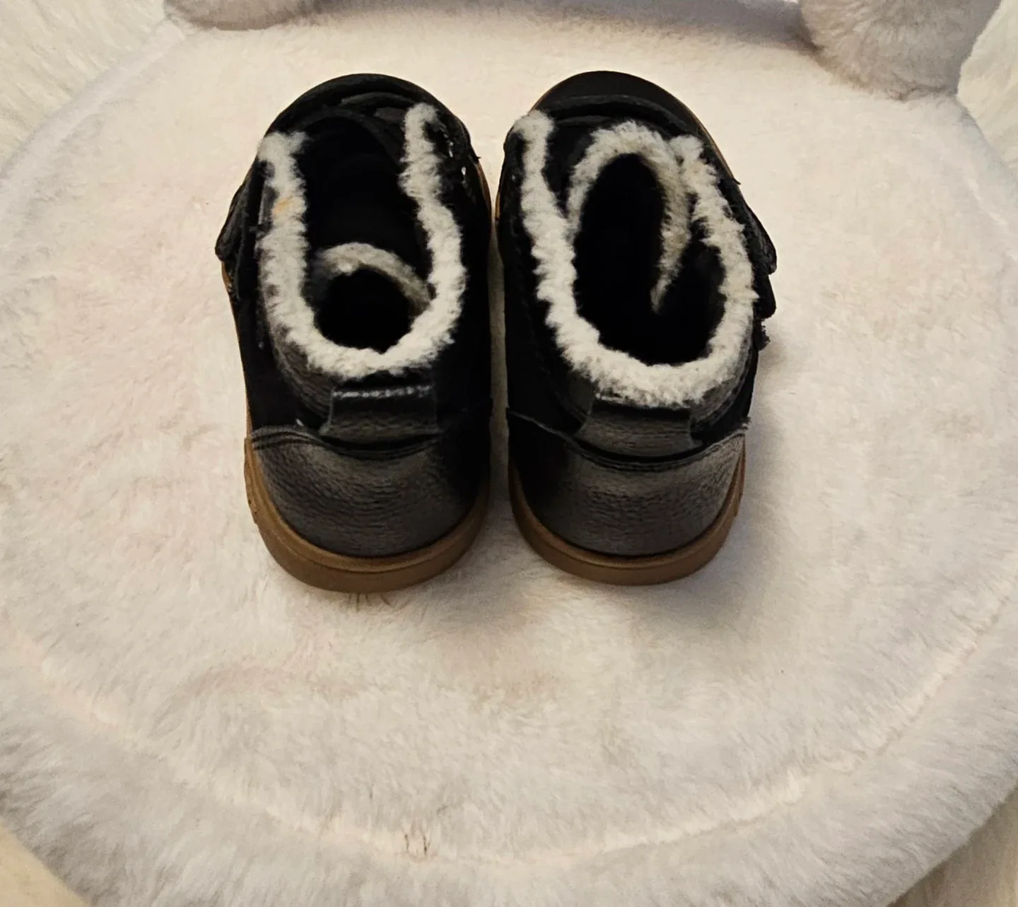 UGG Rennon II Boot Toddler/Little kid Black image indicator(4)