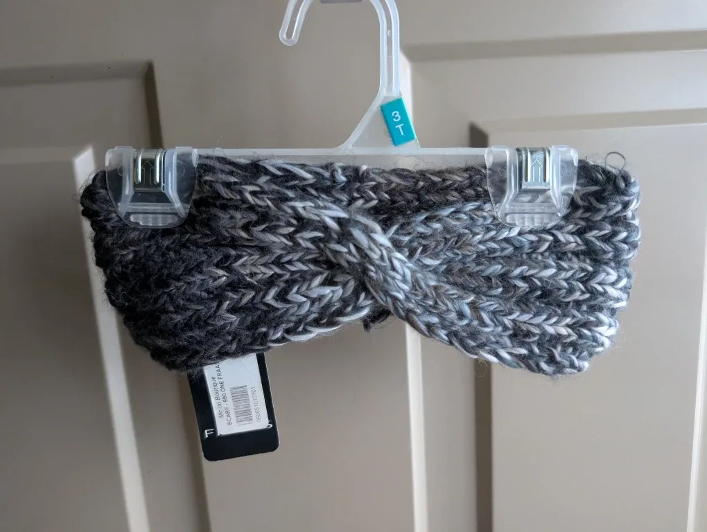 BNWT Womens, Moxxi boutique scarf headband