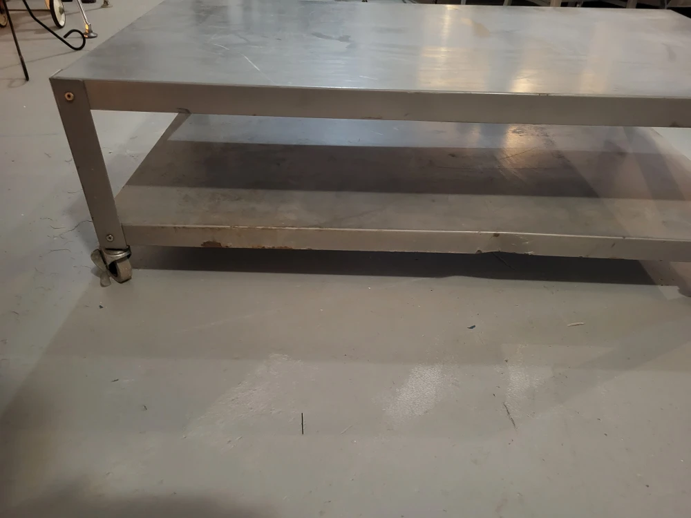 Metal Rolling Table - Industrial Style