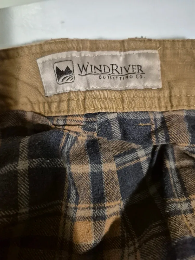 Wind River Outfitting Co. Cargo lined  Pants 40x32 image indicator(3)