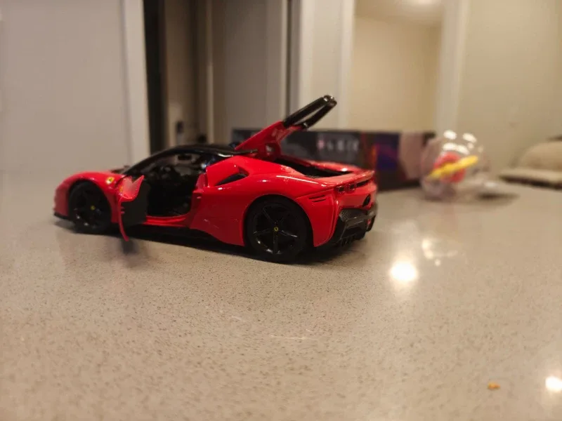 Ferrari SF90 Stradale Diecast Model Car image indicator(4)