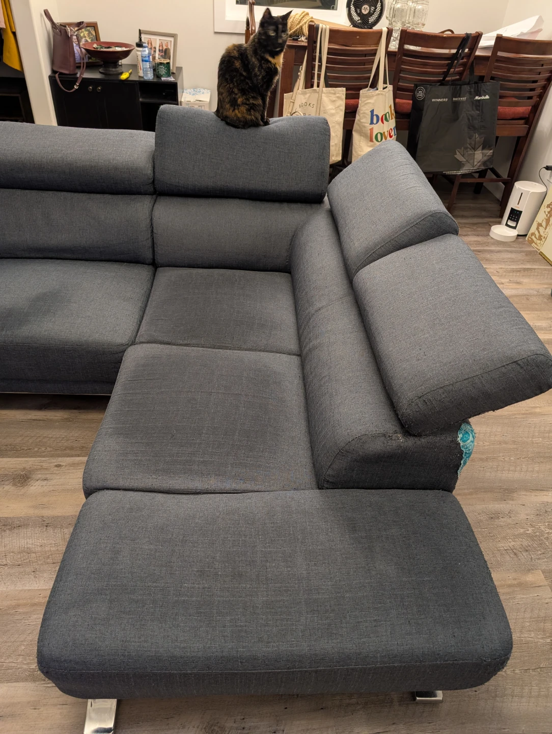 Sectional Couch with Adjustable Backrests - photo 3