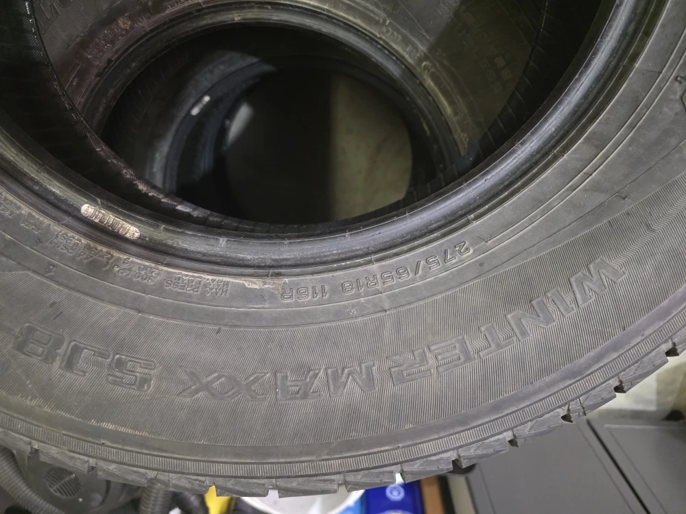 Dunlop Winter Maxx SJ8 275/65R18 Tires - photo 3