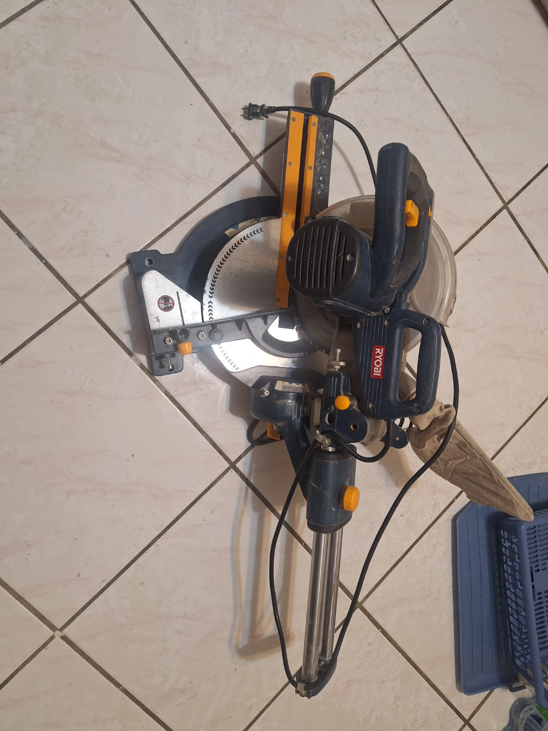 Ryobi Miter Saw.  buzz saws and discs - photo 2