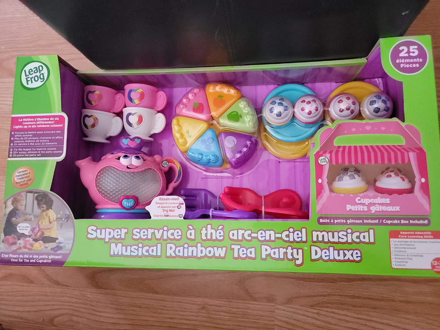 LeapFrog French Musical Rainbow Tea Party Deluxe - 25 Pieces
