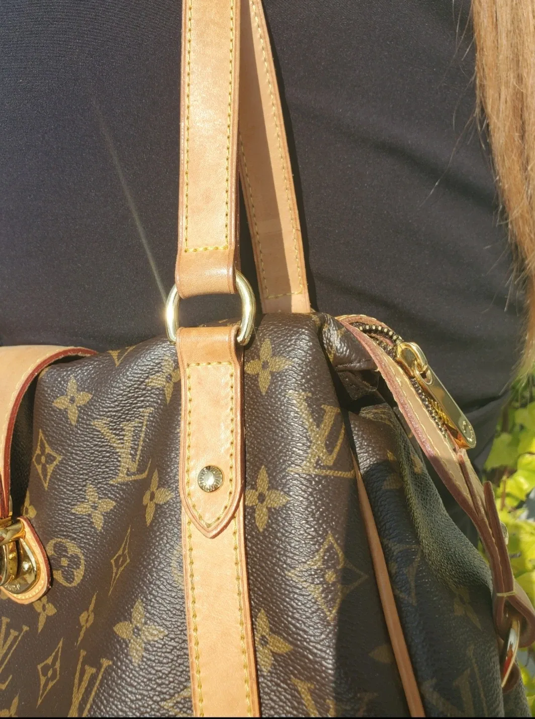 Louis Vuitton Monogram Canvas Lockit MM Bag image indicator(3)