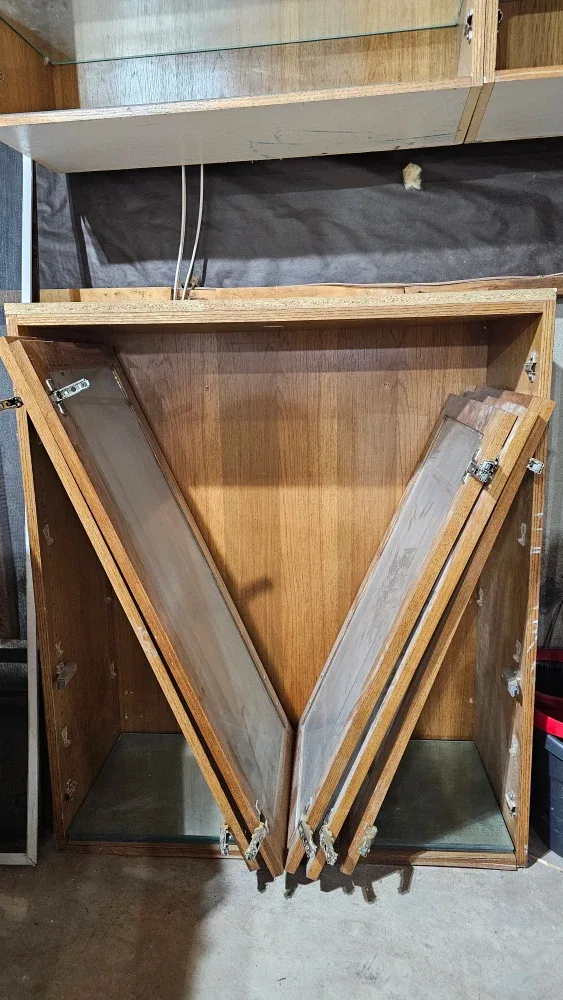 Wooden Wall Cabinet with Glass Shelves image indicator(3)