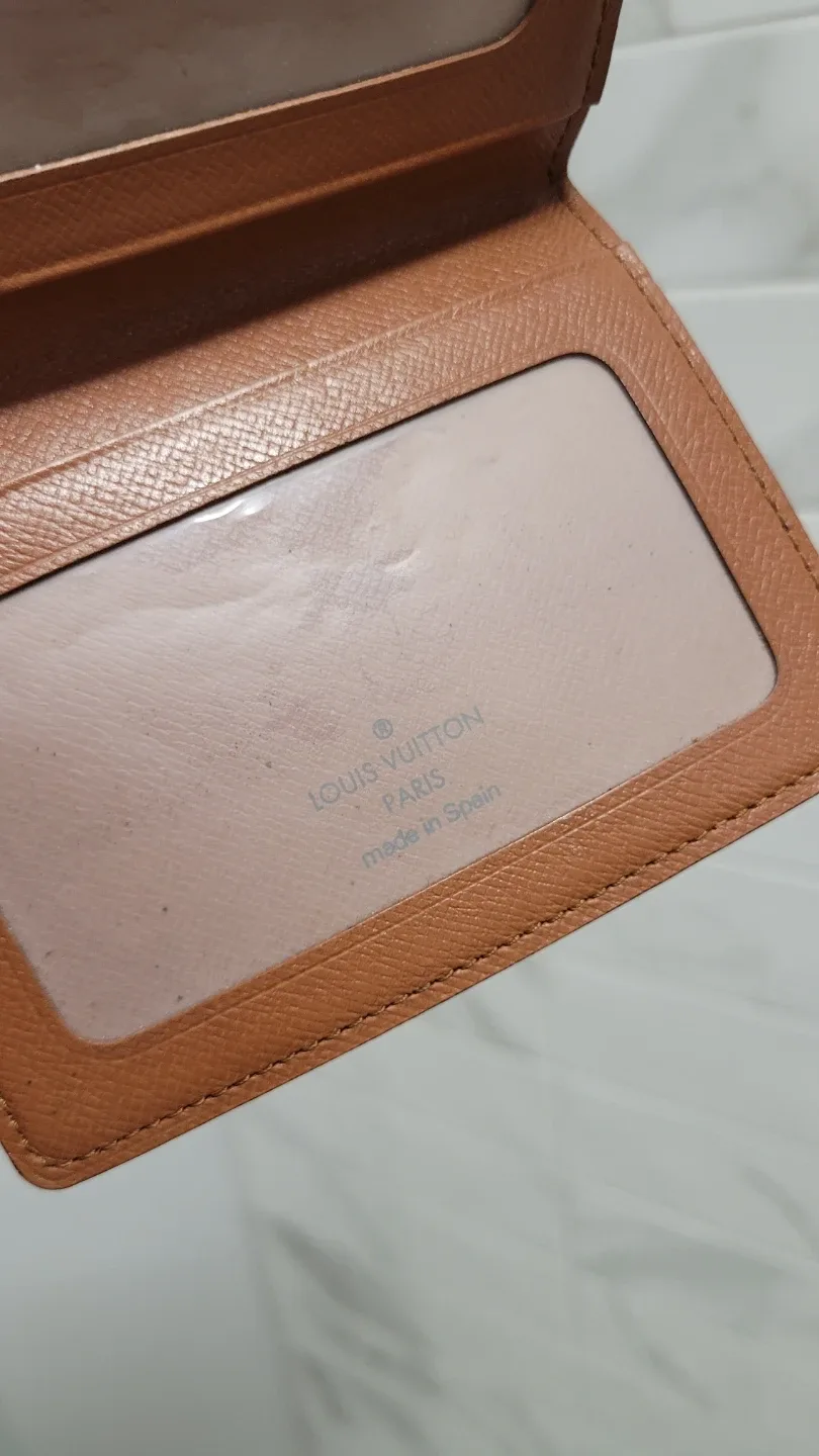 Authentic Louis Vuitton image indicator(5)