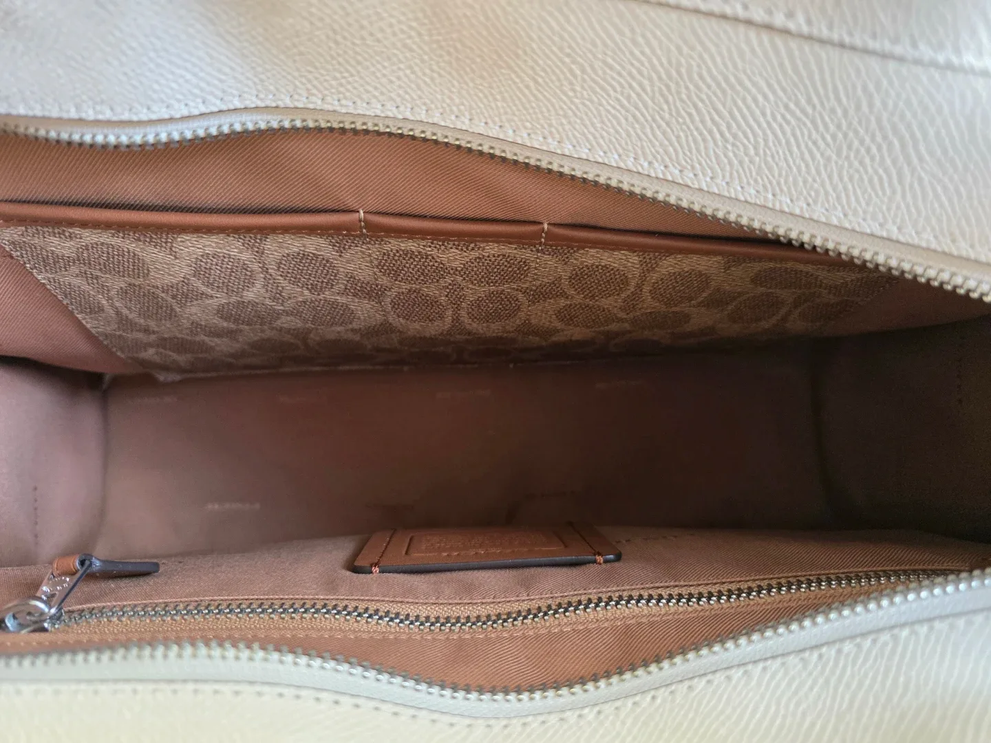 Coach Large Tote Work Bag In Chalk  - Extremely Rare Find image indicator(8)