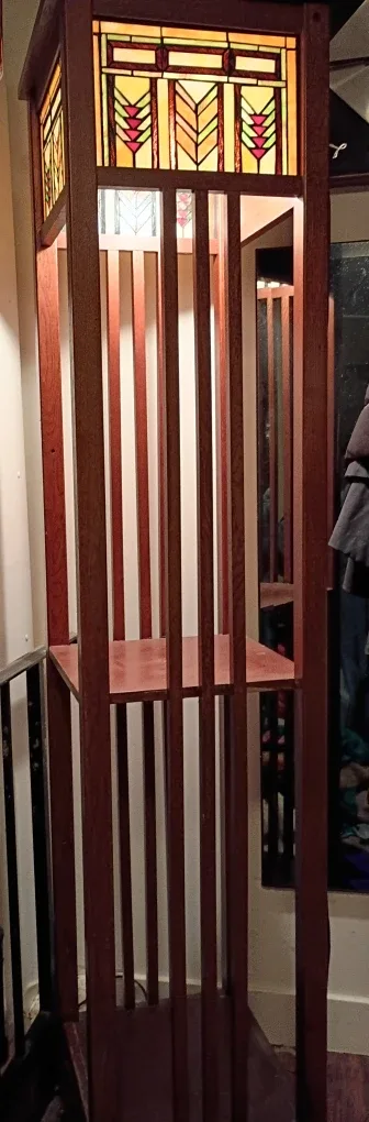 Prairie Style Stained Glass Floor lamp& 2 shelf display image indicator(5)