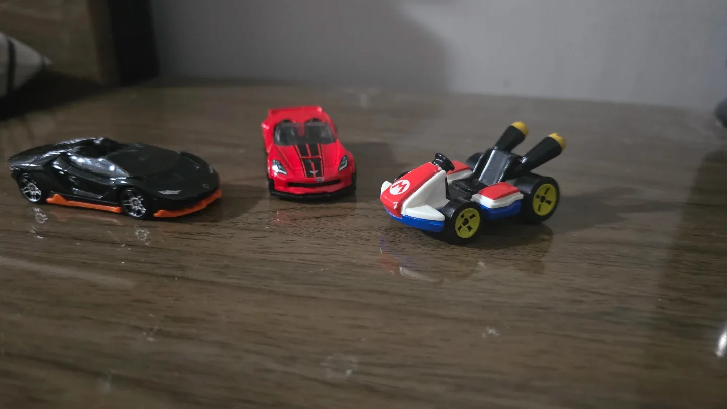 Assorted Toy Cars image indicator(3)