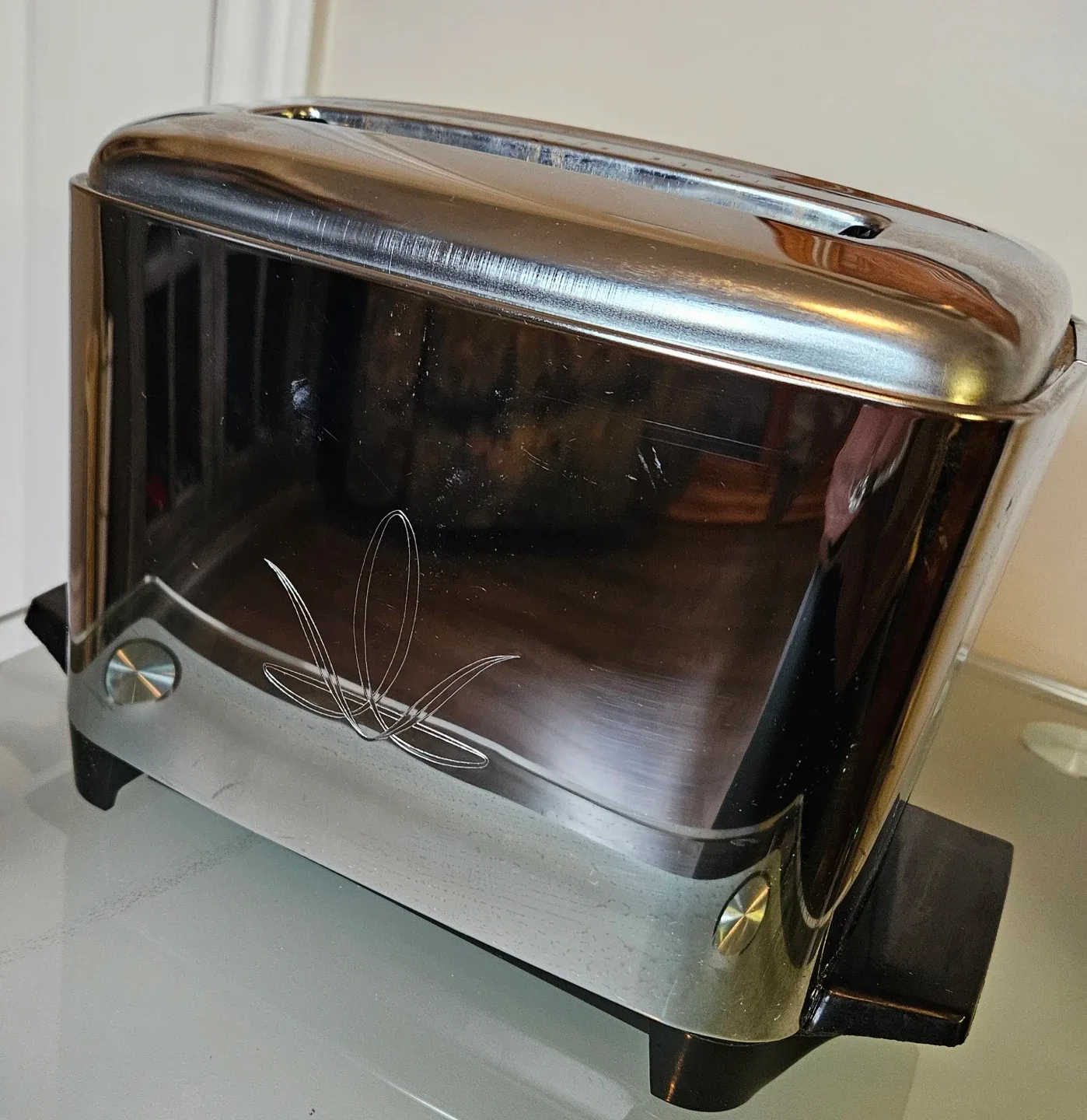 Proctor-Silex Automatic Pop-Up Toaster Model 20229 image indicator(2)