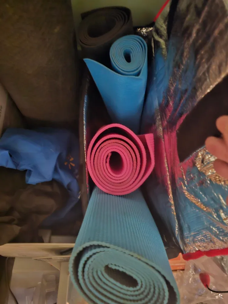 5 Yoga mats 2'x5' image indicator(2)