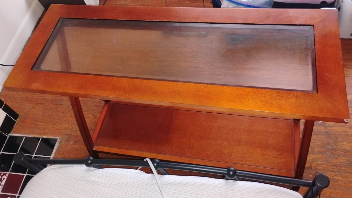 Light weight Wood & Glass Coffee Table (PICK UP ONLY) - photo 4