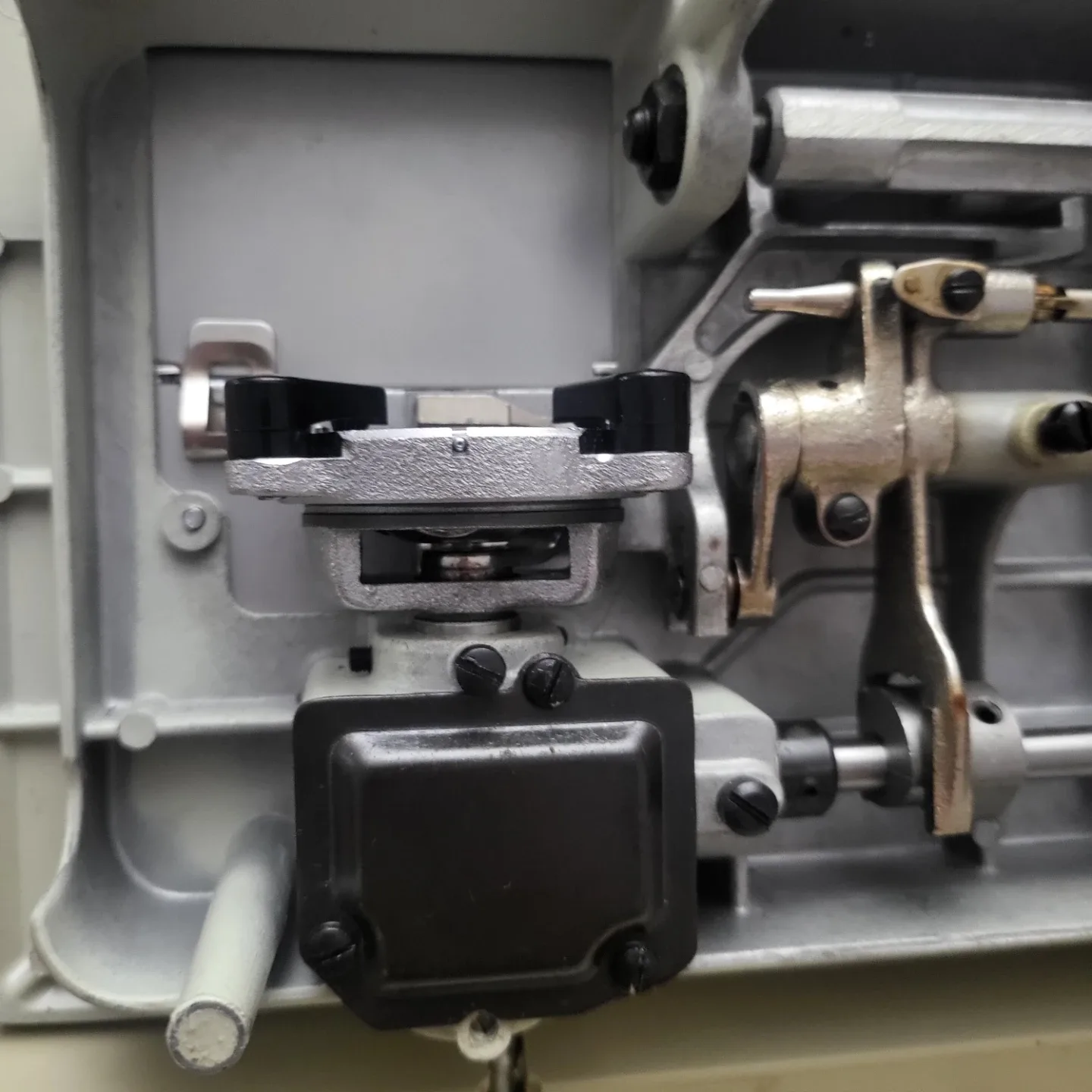 VTG 1967 Sears Kenmore Sewing Machine image indicator(9)