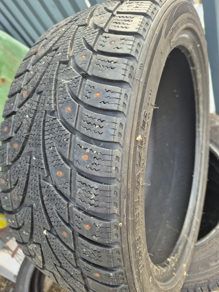 Laufenn I FIT IZ LW71 Winter Tire 215/45R17 - photo 2