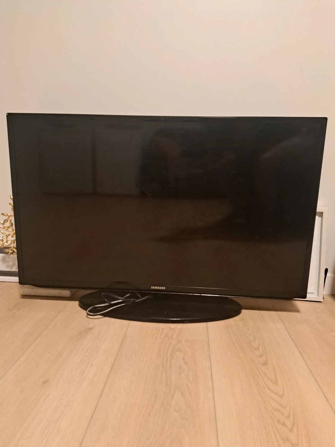 Samsung TV - Great Condition - photo 2