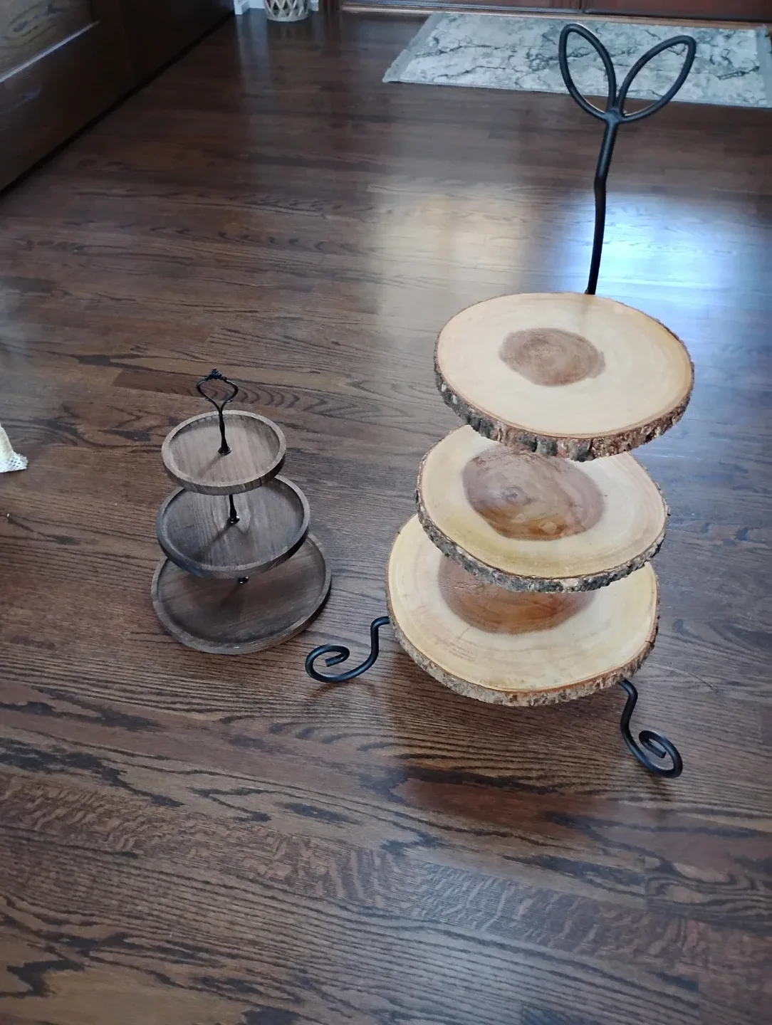 Wood Slice Tiered Serving Stands image indicator(2)