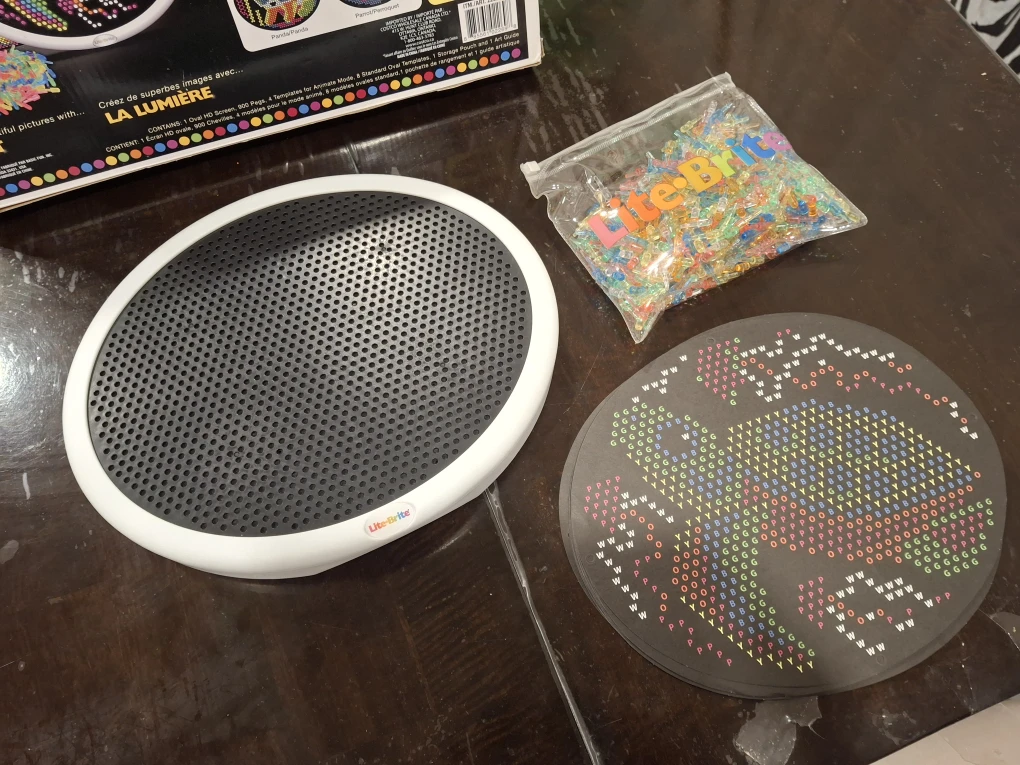 Lite-Brite Oval HD with 900 Pegs - photo 4