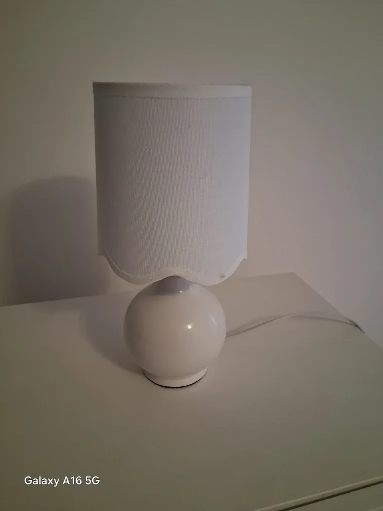 White Bedside Table Lamp