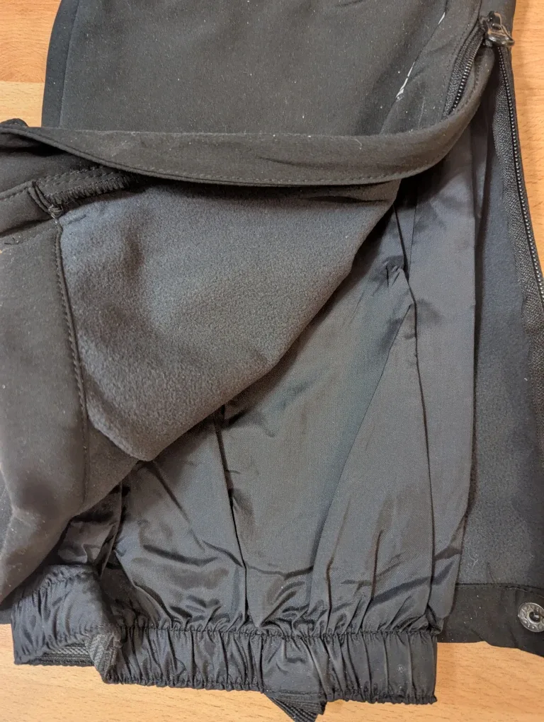 NEW icepeak WOMENS snow pants approx 30” waist REG $90 image indicator(5)