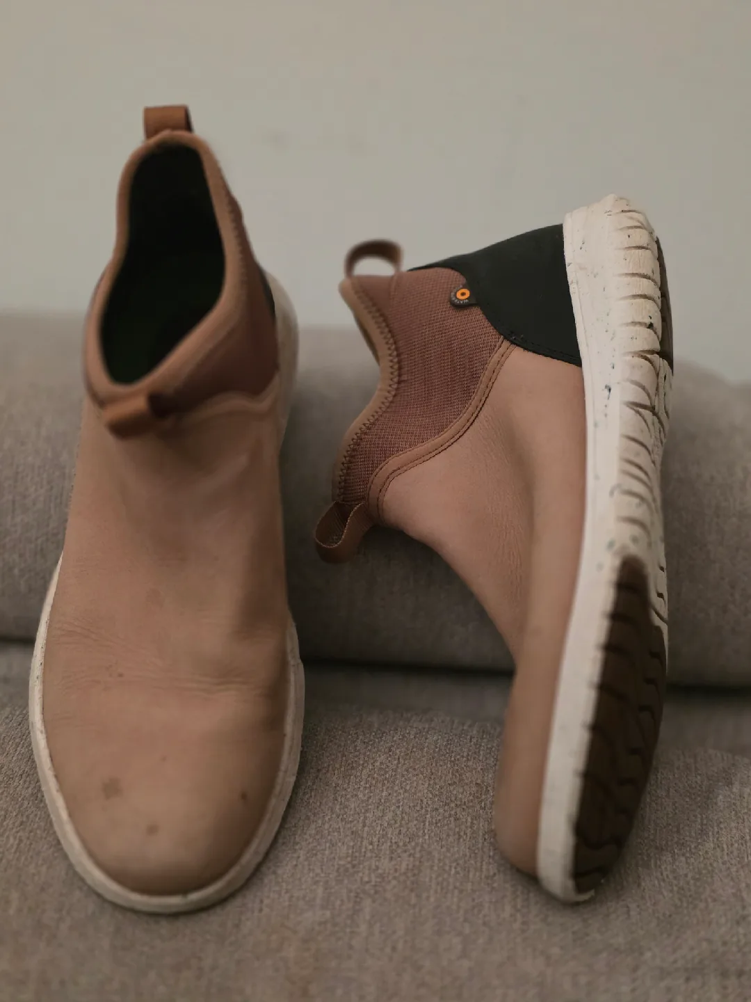 Womans 8.5 Bogs Waterproof Brown Leather Ankle Boots image indicator(7)