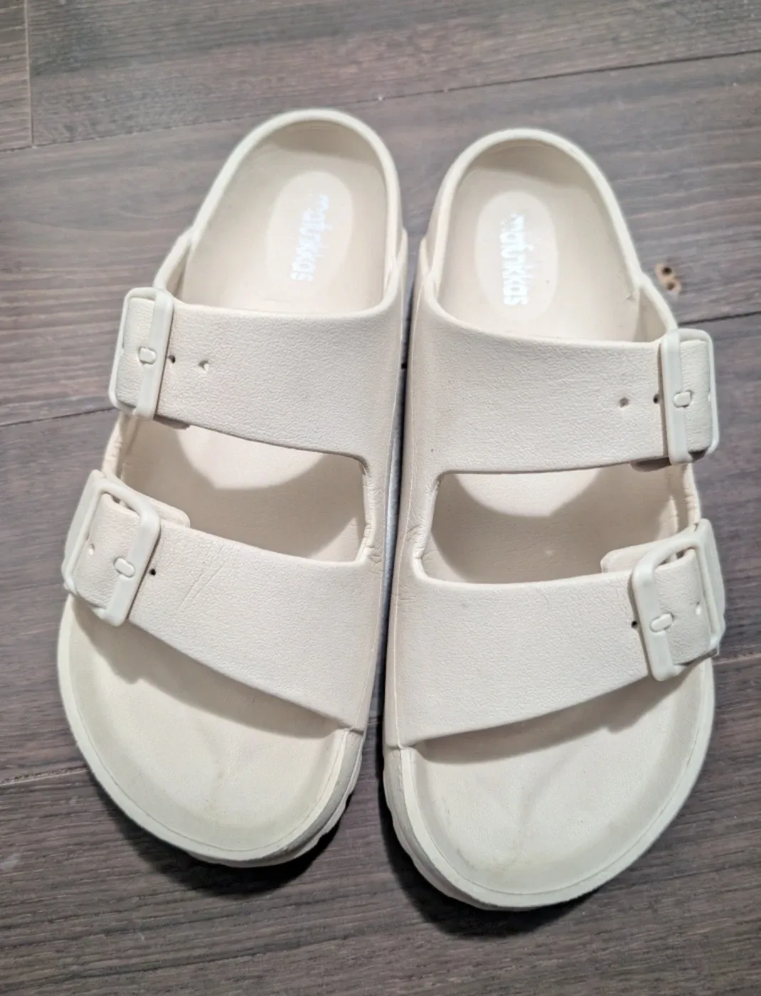 Cream Sandals 6 image indicator(2)
