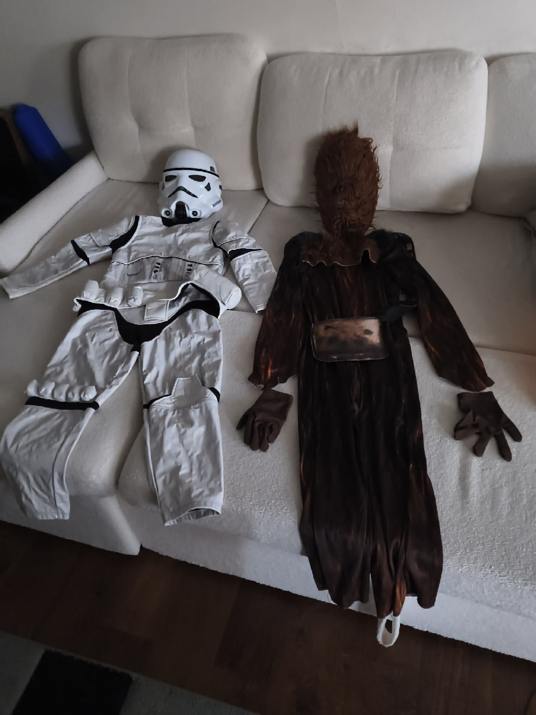 Star Wars Chewbacca & Stormtrooper Costumes - photo 2