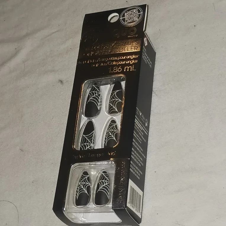Quo Limited Edition False Nails - Spiderweb image indicator(2)